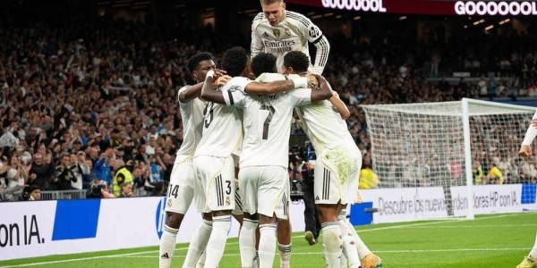 皇马2-1瓦伦西亚引发内讧！维尼修斯抢点失手，姆巴佩帽子戏法梦碎背后